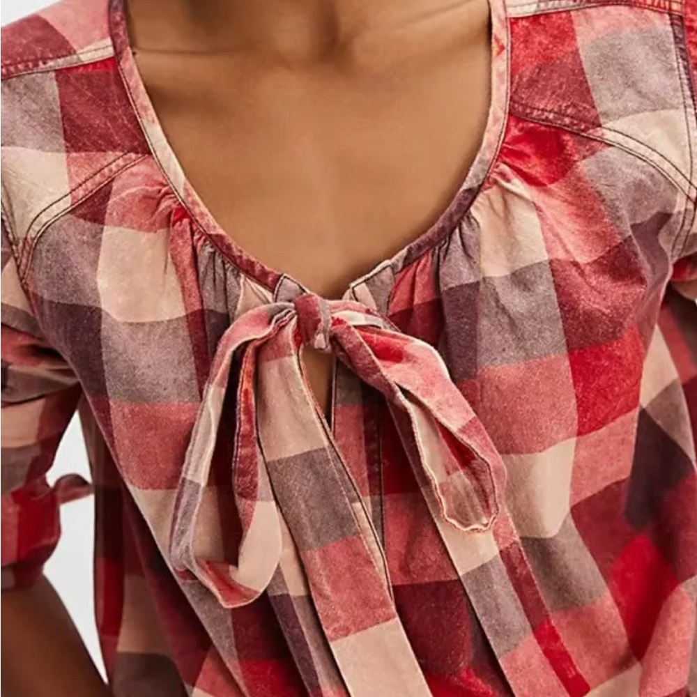 We the Free big bow plaid pullover NWT